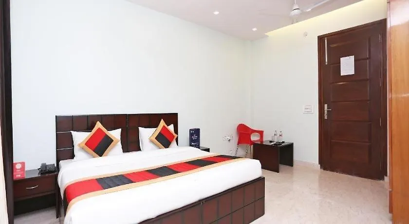 Zap Stays Badshahpur Bed & Breakfast